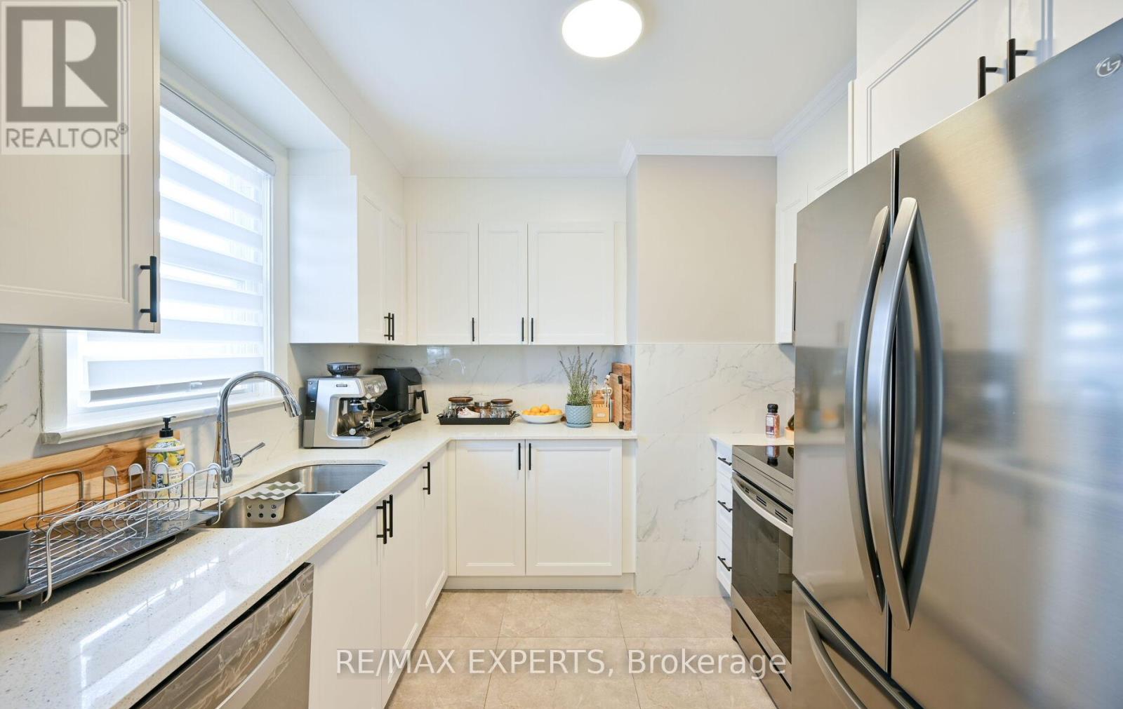 Upper - 3108 Parkerhill Road, Mississauga, Ontario  L5B 1V5 - Photo 9 - W12842164