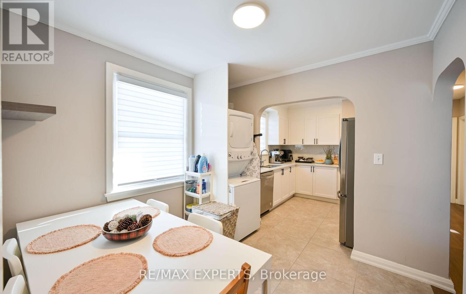 Upper - 3108 Parkerhill Road, Mississauga, Ontario  L5B 1V5 - Photo 6 - W12842164