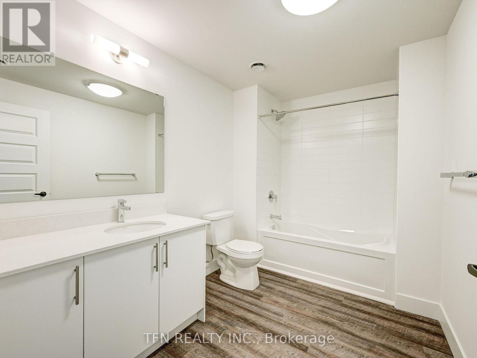 211 - 107 Rogers Street, Waterloo, Ontario  N2J 1A4 - Photo 22 - X12846188