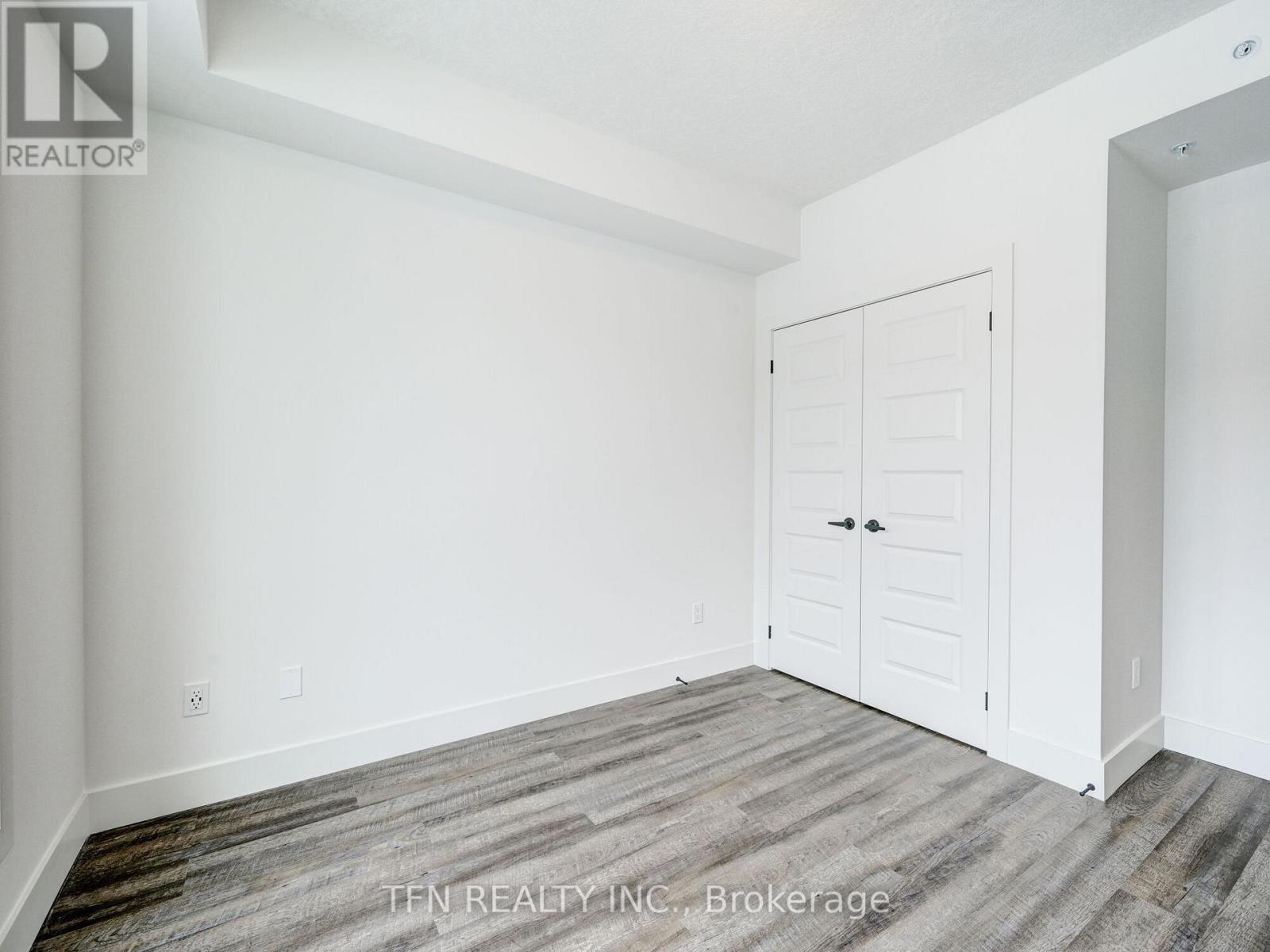 211 - 107 Rogers Street, Waterloo, Ontario  N2J 1A4 - Photo 18 - X12846188