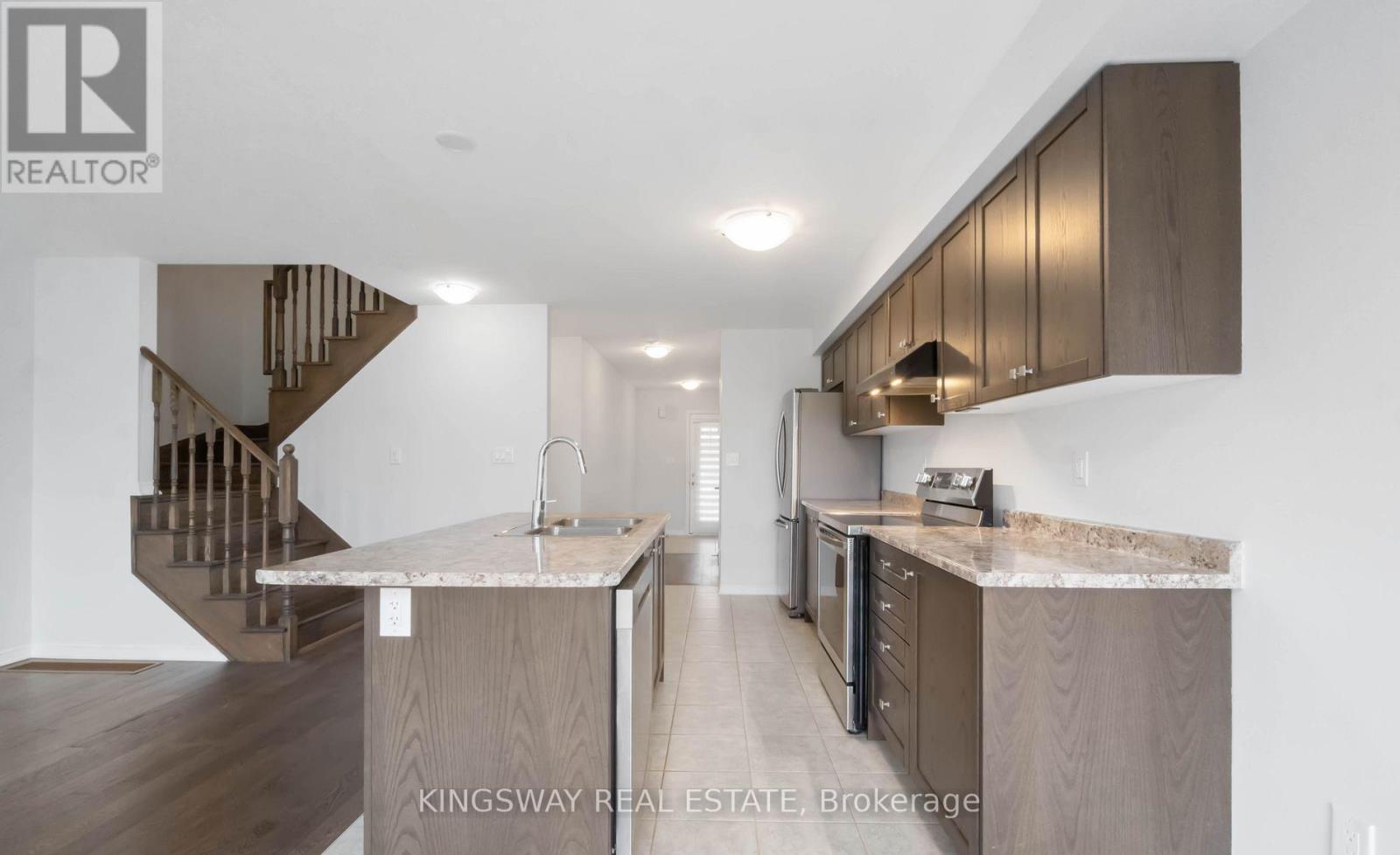 17 Armes Street, Hamilton, Ontario  L0R 1C0 - Photo 11 - X12846542