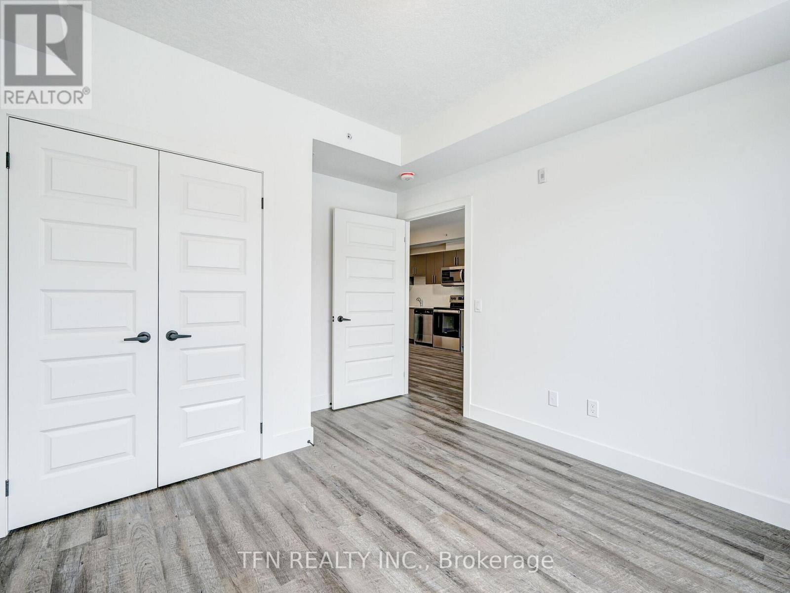 211 - 107 Rogers Street, Waterloo, Ontario  N2J 1A4 - Photo 19 - X12846188