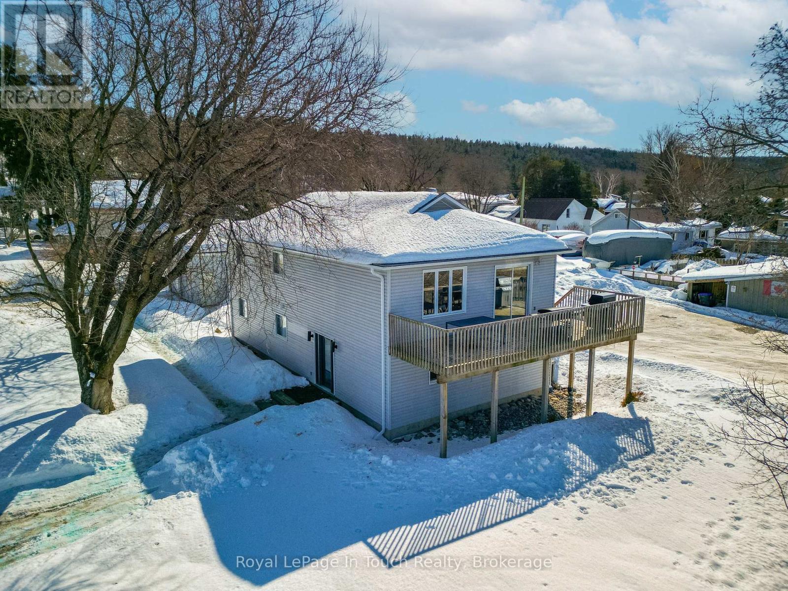 108 ROBERT STREET N, Penetanguishene, Ontario