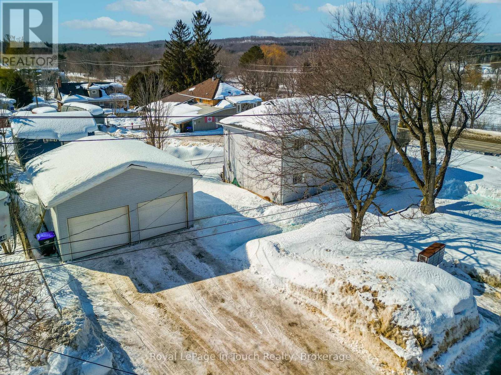 108 Robert Street N, Penetanguishene, Ontario  L9M 1P1 - Photo 3 - S12846680