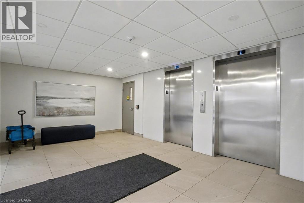 2121 Lakeshore Road Unit# 603, Burlington, Ontario  L7R 1C9 - Photo 4 - 40808742