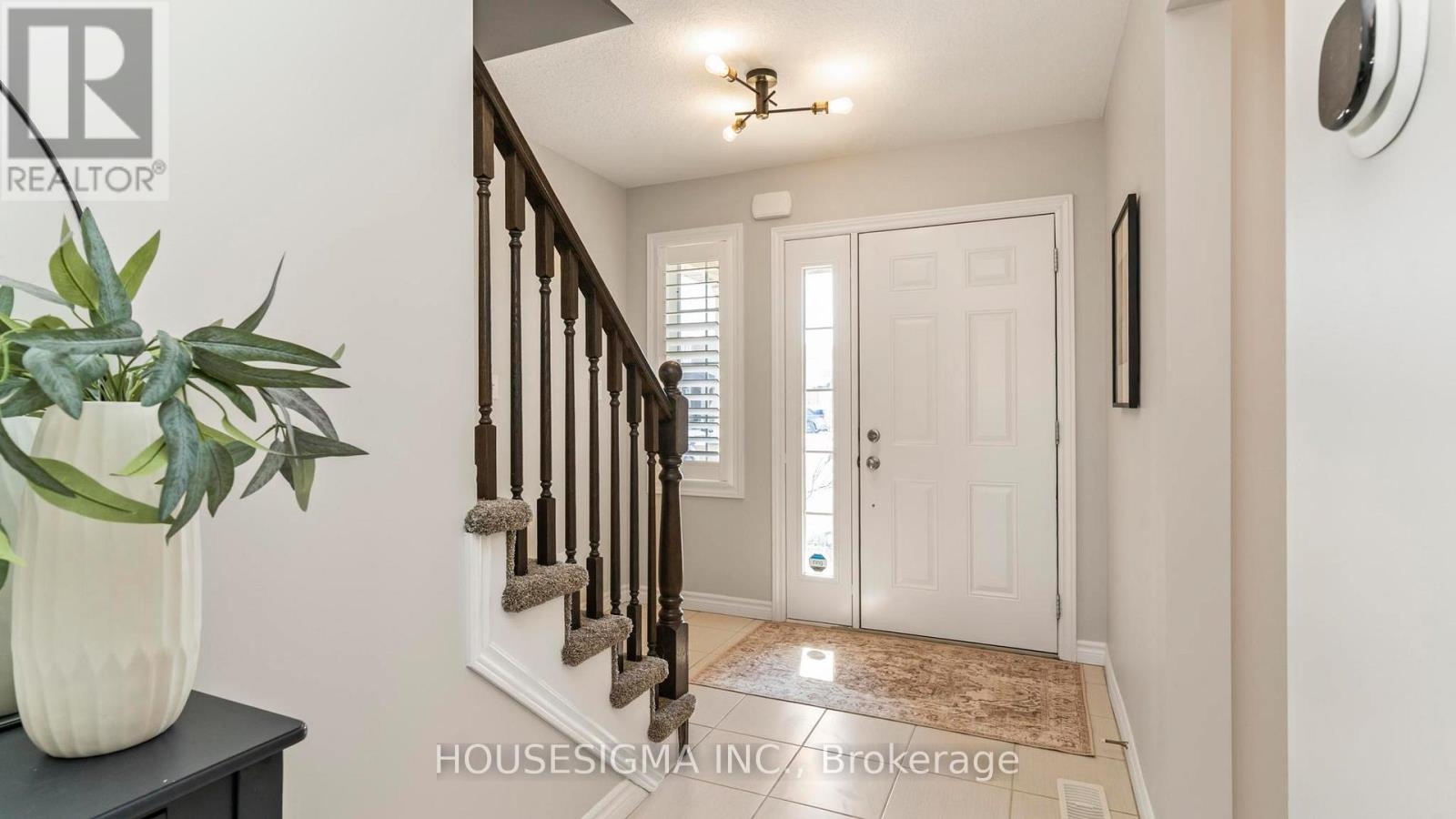 2578 Asima Drive, London South, Ontario  N6M 0B5 - Photo 4 - X12846682