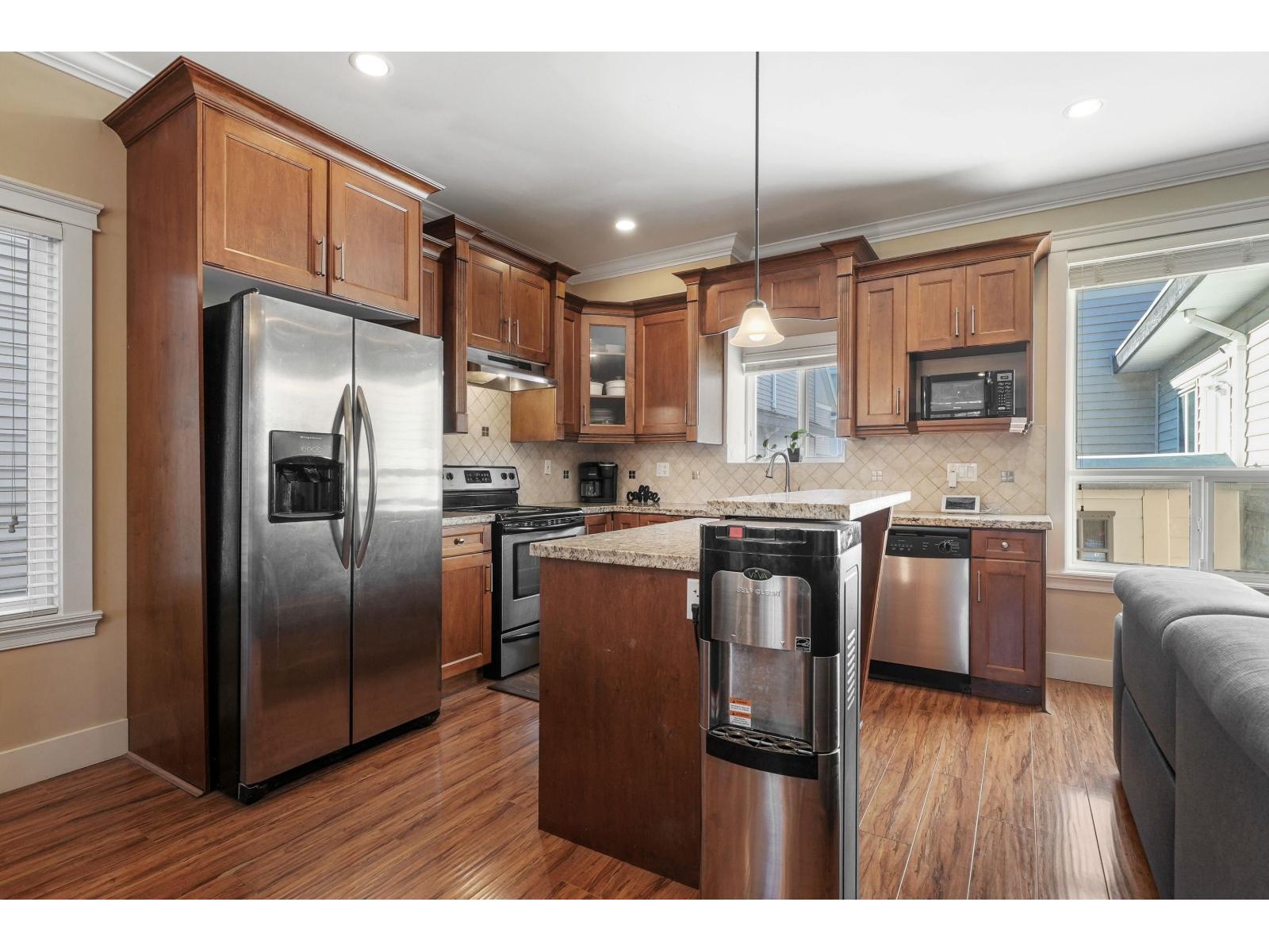 6865 196 Street, Surrey, British Columbia  V4N 5Y9 - Photo 6 - R3096108