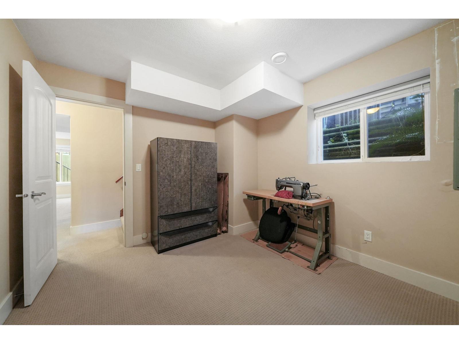 6865 196 Street, Surrey, British Columbia  V4N 5Y9 - Photo 25 - R3096108