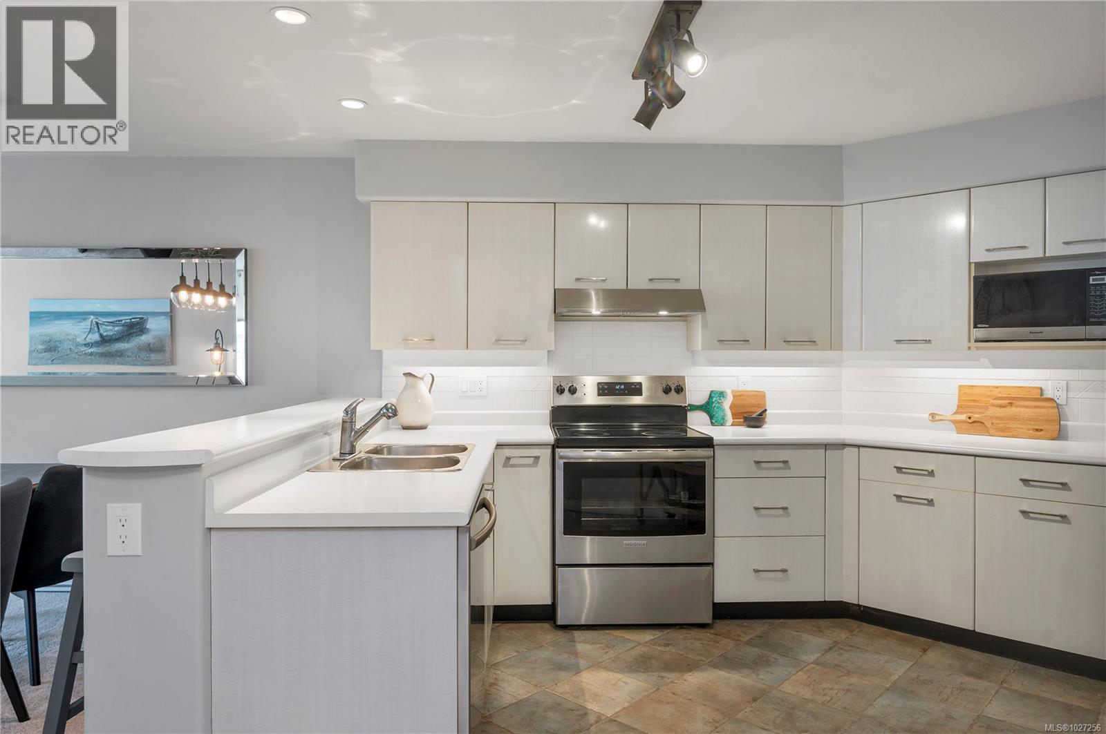 107 350 Island Hwy S, Campbell River, British Columbia  V9W 1A5 - Photo 4 - 1027256