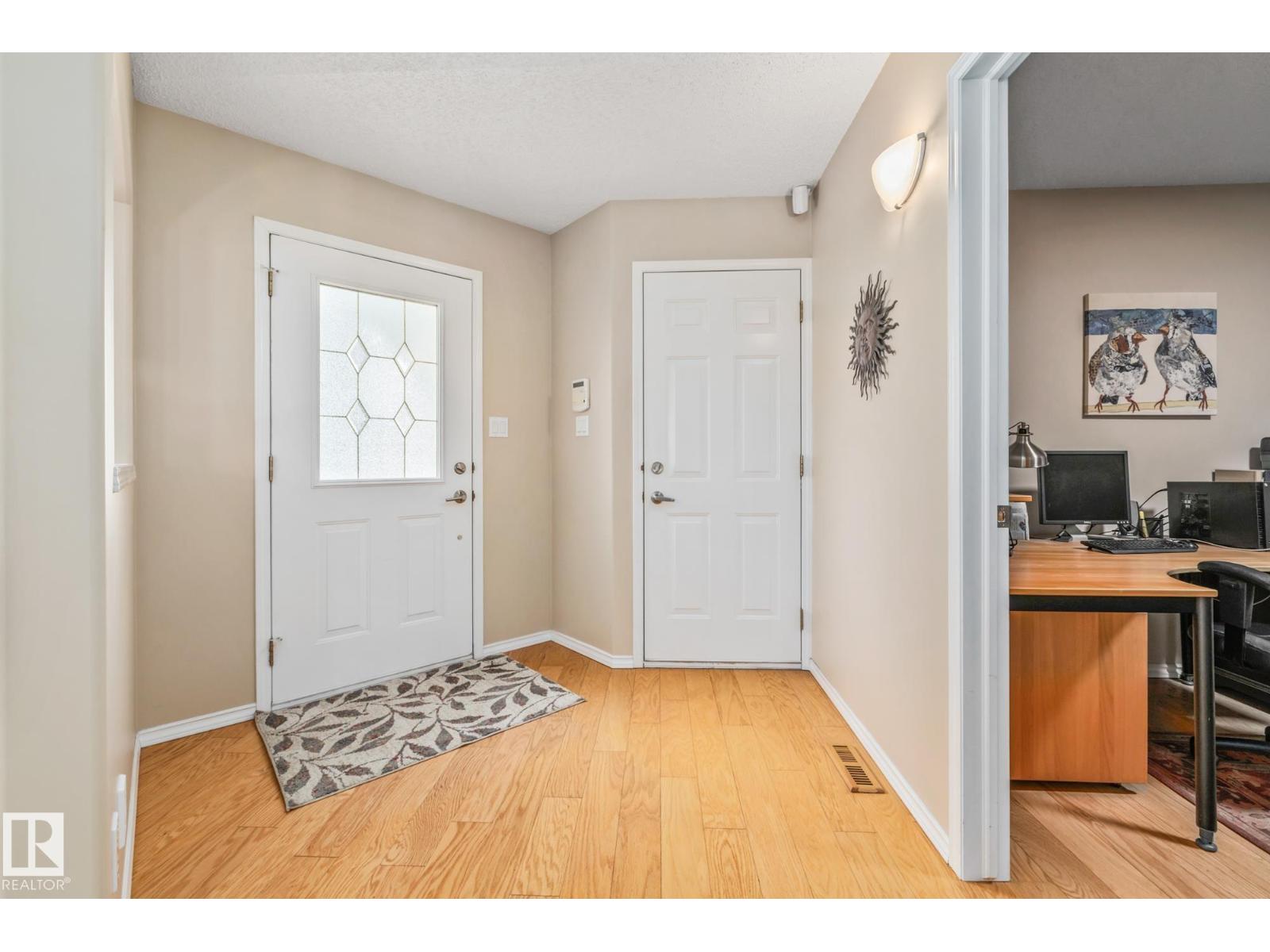 #48 920 119 St Nw, Edmonton, Alberta  T6J 7H2 - Photo 4 - E4475726