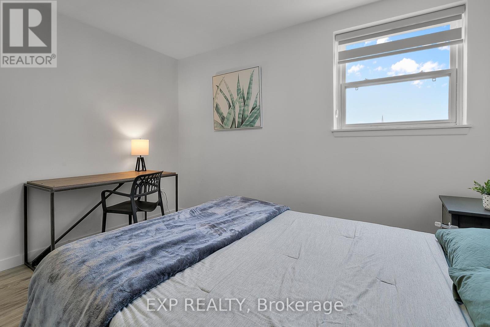 1 - 4595 Queen Street, Niagara Falls (Downtown), Ontario  L2E 2L7 - Photo 11 - X12846652