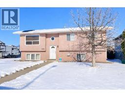 200 Upland Boulevard W, Brooks, Alberta