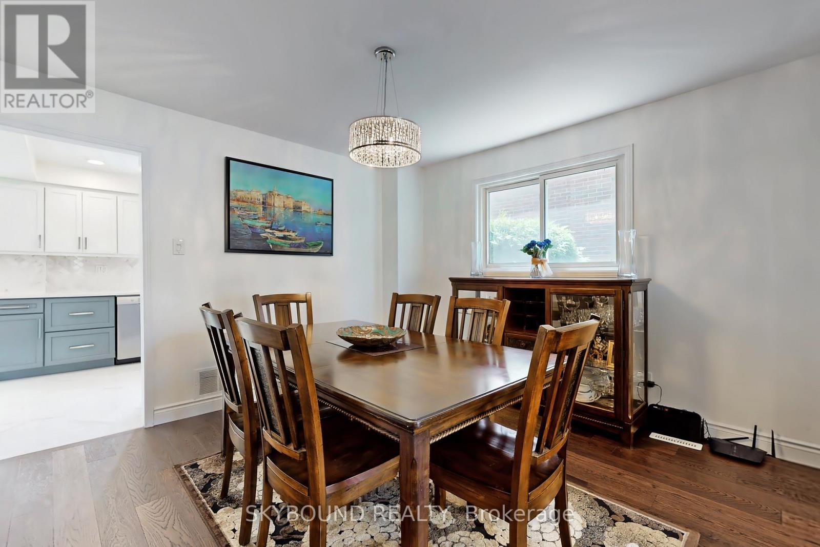 2088 Madden Boulevard, Oakville, Ontario  L6H 3L6 - Photo 13 - W12843266