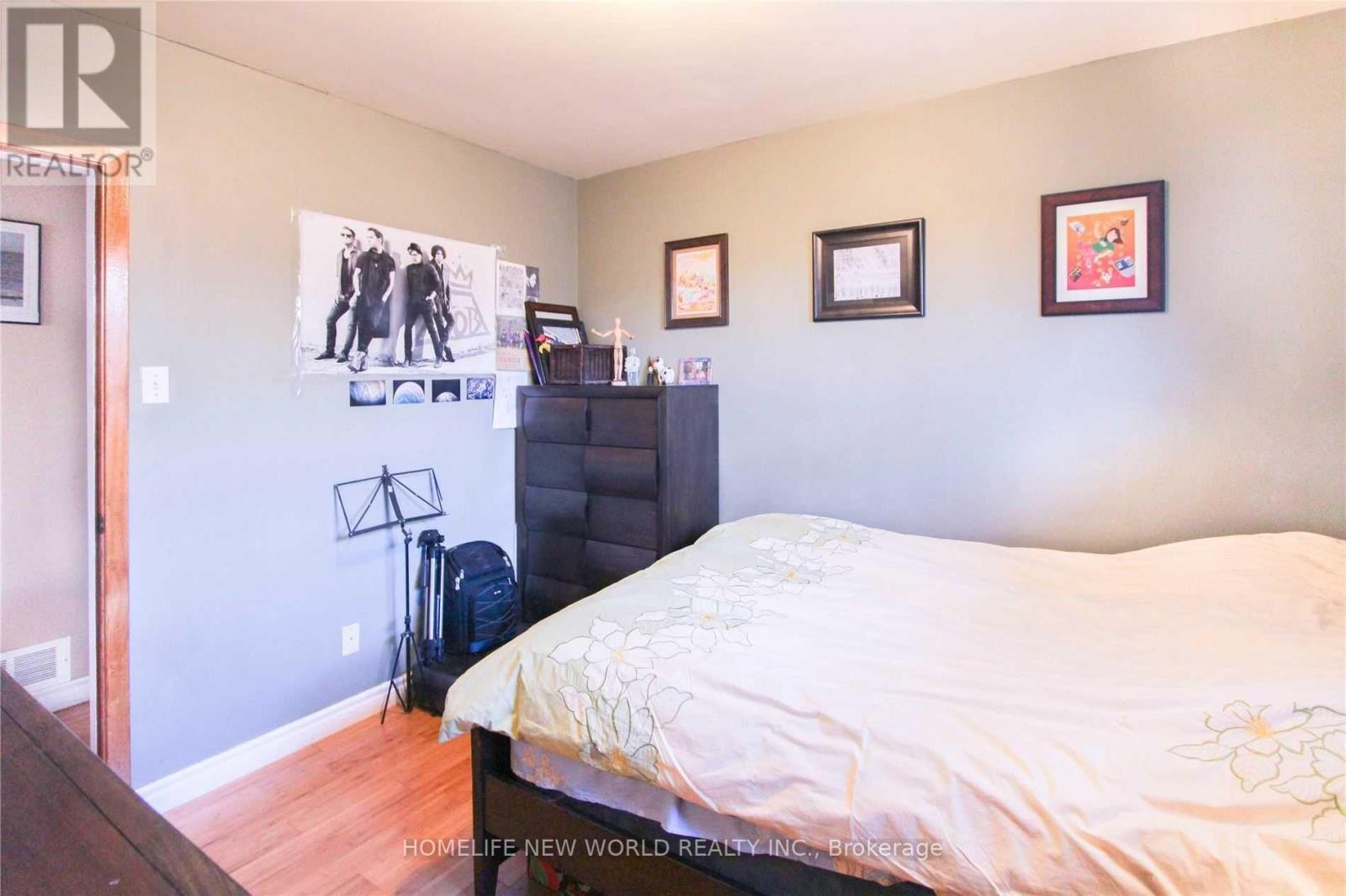 Main Fl - 135 Pineway Boulevard, Toronto, Ontario  M2H 1A9 - Photo 12 - C12846646