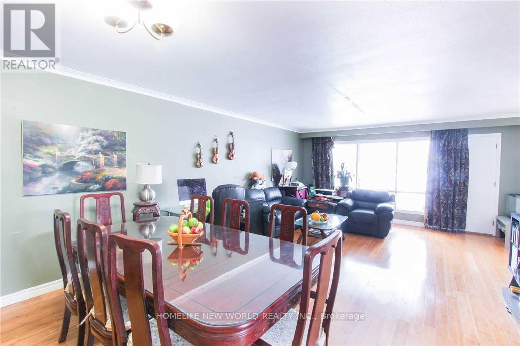 Main Fl - 135 Pineway Boulevard, Toronto, Ontario  M2H 1A9 - Photo 4 - C12846646