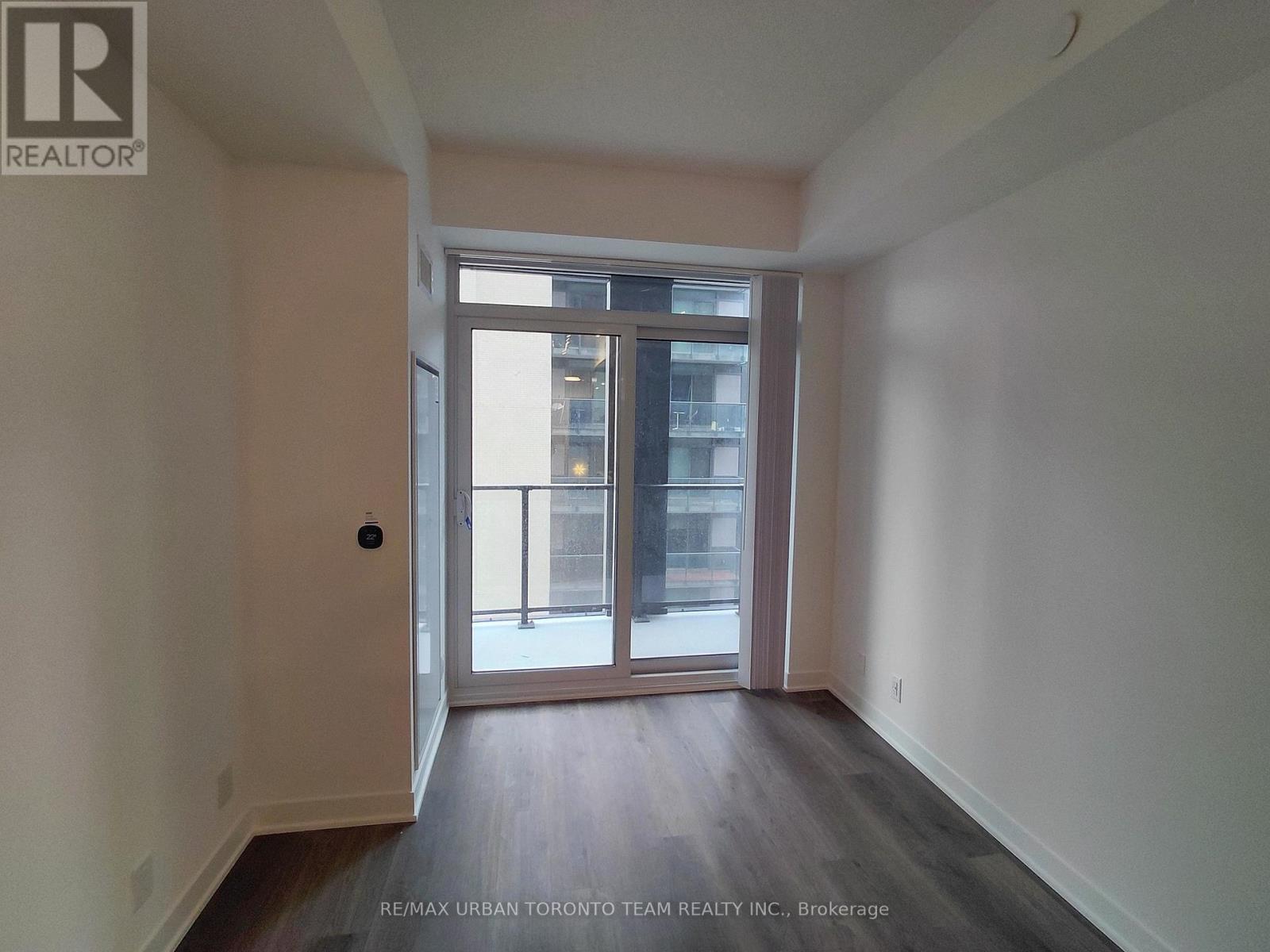 1615 - 180 Front Street E, Toronto, Ontario  M5A 0K9 - Photo 6 - C12846666