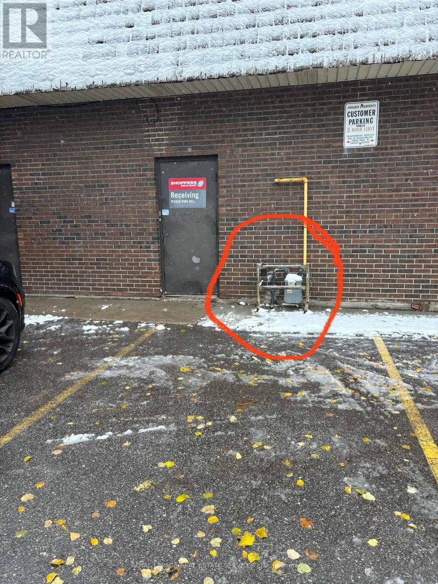 2796 Victoria Park, Toronto, Ontario  M2J 4A8 - Photo 4 - C12846668