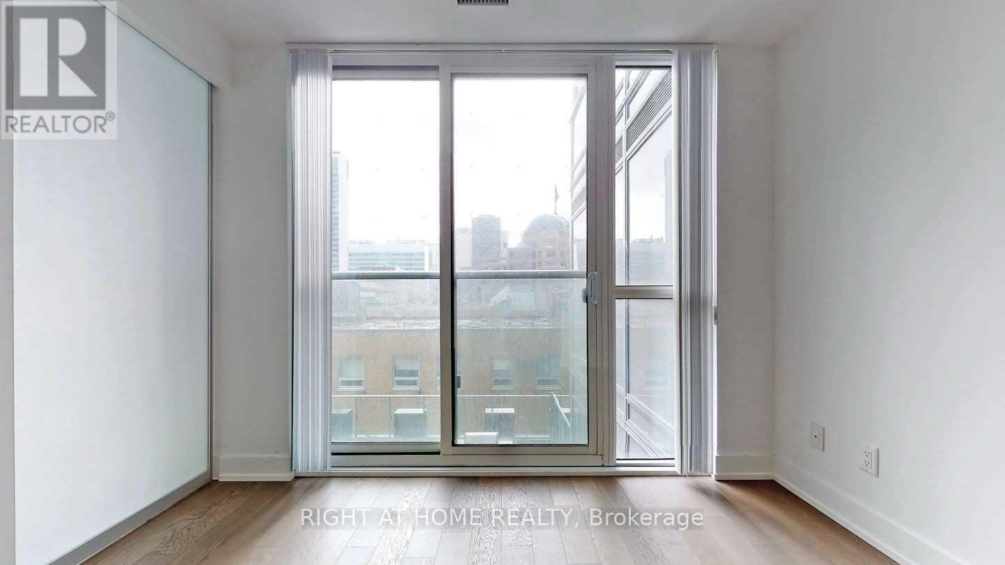 813 - 7 Grenville Street, Toronto, Ontario  M4Y 0E9 - Photo 12 - C12846714