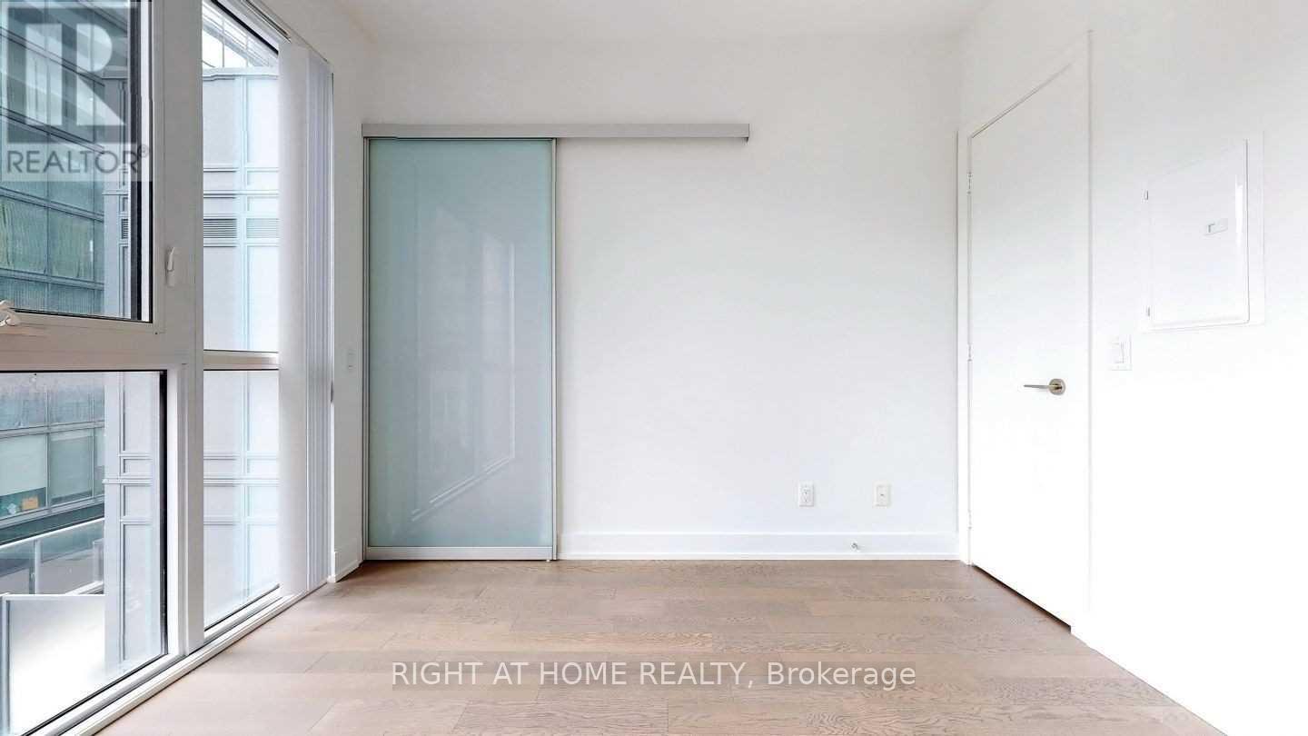 813 - 7 Grenville Street, Toronto, Ontario  M4Y 0E9 - Photo 14 - C12846714