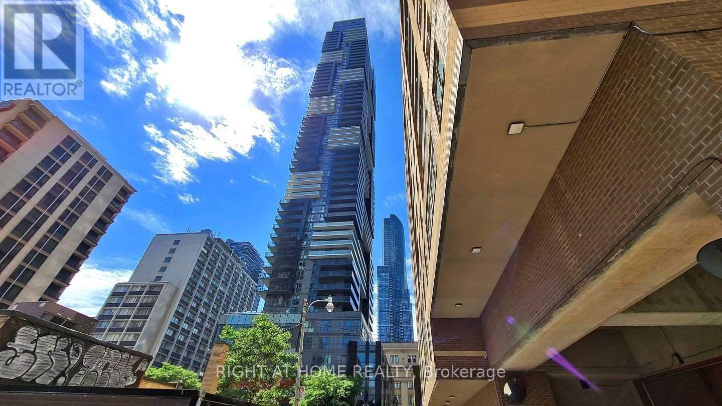 813 - 7 Grenville Street, Toronto, Ontario  M4Y 0E9 - Photo 21 - C12846714