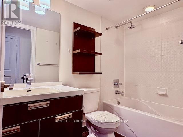 703 - 28 Ted Rogers Way, Toronto, Ontario  M4Y 2J4 - Photo 13 - C12846716