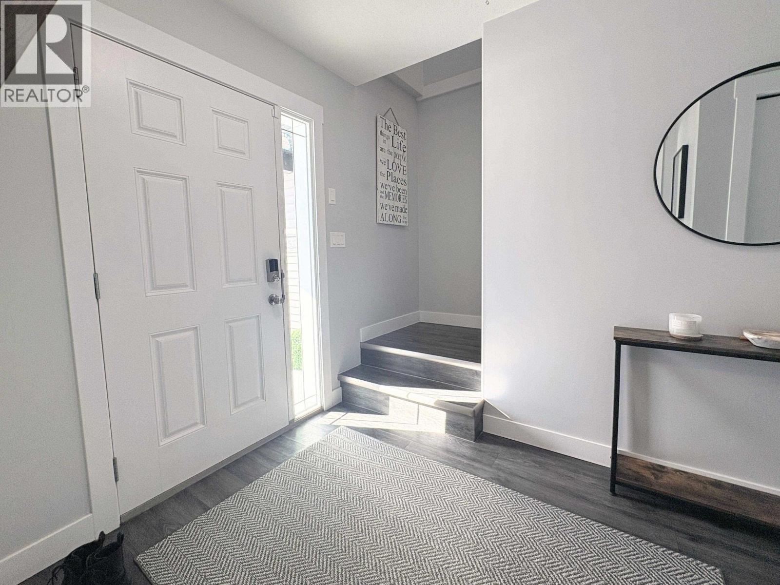 5228 Woodvalley Drive, Prince George, British Columbia V2K 5A6 - Photo 6 - R3081991