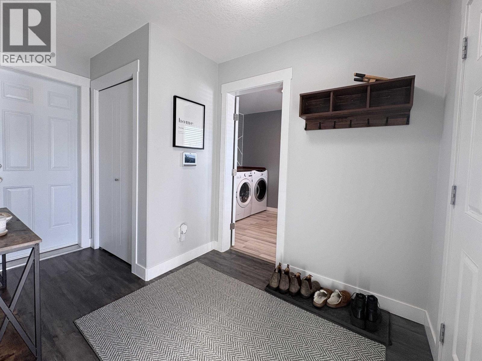 5228 Woodvalley Drive, Prince George, British Columbia V2K 5A6 - Photo 4 - R3081991