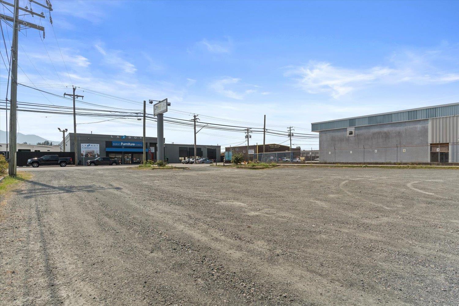 44755 Yale Road, West Chilliwack, Chilliwack, British Columbia  V2R 4H3 - Photo 6 - C8076753