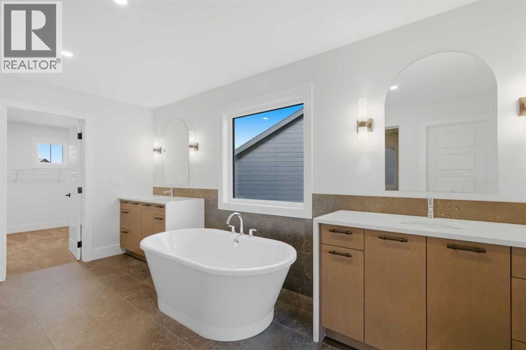 192 Creekstone Hill Sw, Calgary, Alberta  T2X 5G5 - Photo 35 - A2288889