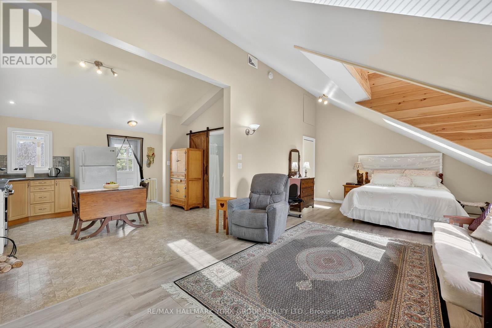 5768 Smith Boulevard, Georgina, Ontario  L0E 1A0 - Photo 13 - N12846638