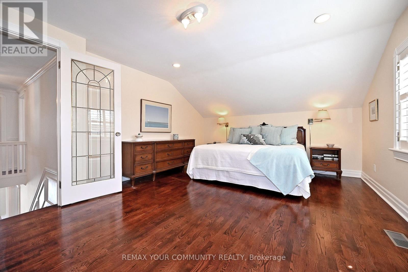 88 Wells Street, Aurora, Ontario  L4G 1T1 - Photo 16 - N12846670