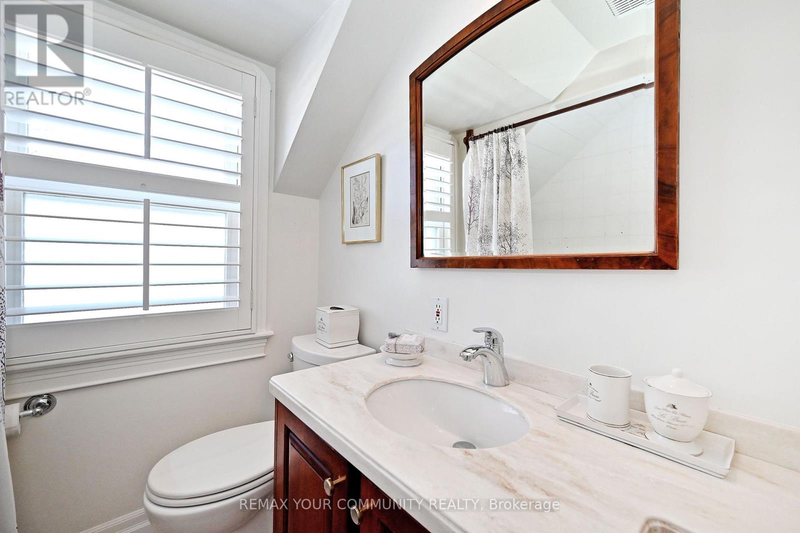 88 Wells Street, Aurora, Ontario  L4G 1T1 - Photo 21 - N12846670