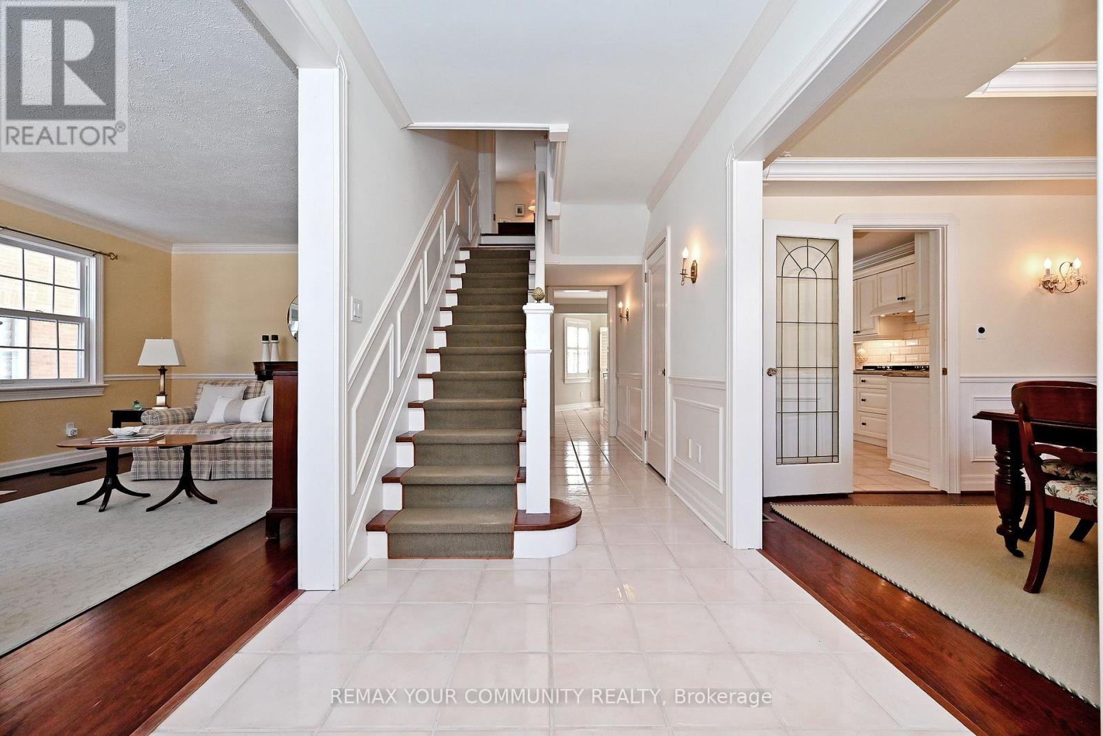 88 Wells Street, Aurora, Ontario  L4G 1T1 - Photo 8 - N12846670