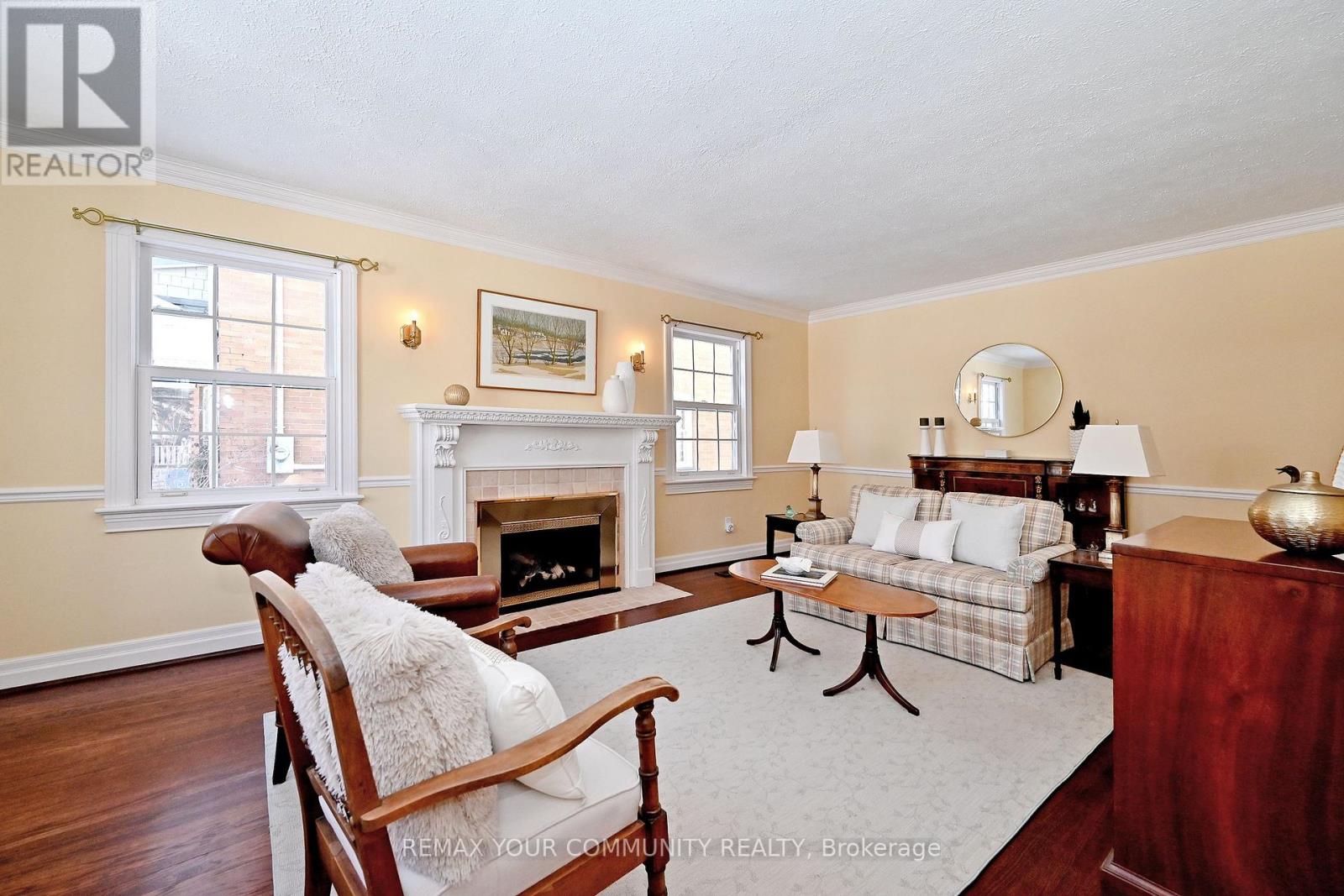 88 Wells Street, Aurora, Ontario  L4G 1T1 - Photo 9 - N12846670