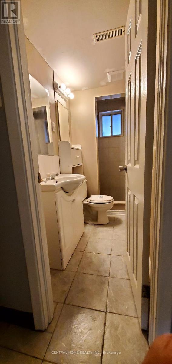 210 Jacey Ann Drive, Richmond Hill, Ontario  L4C 4N5 - Photo 13 - N12846684