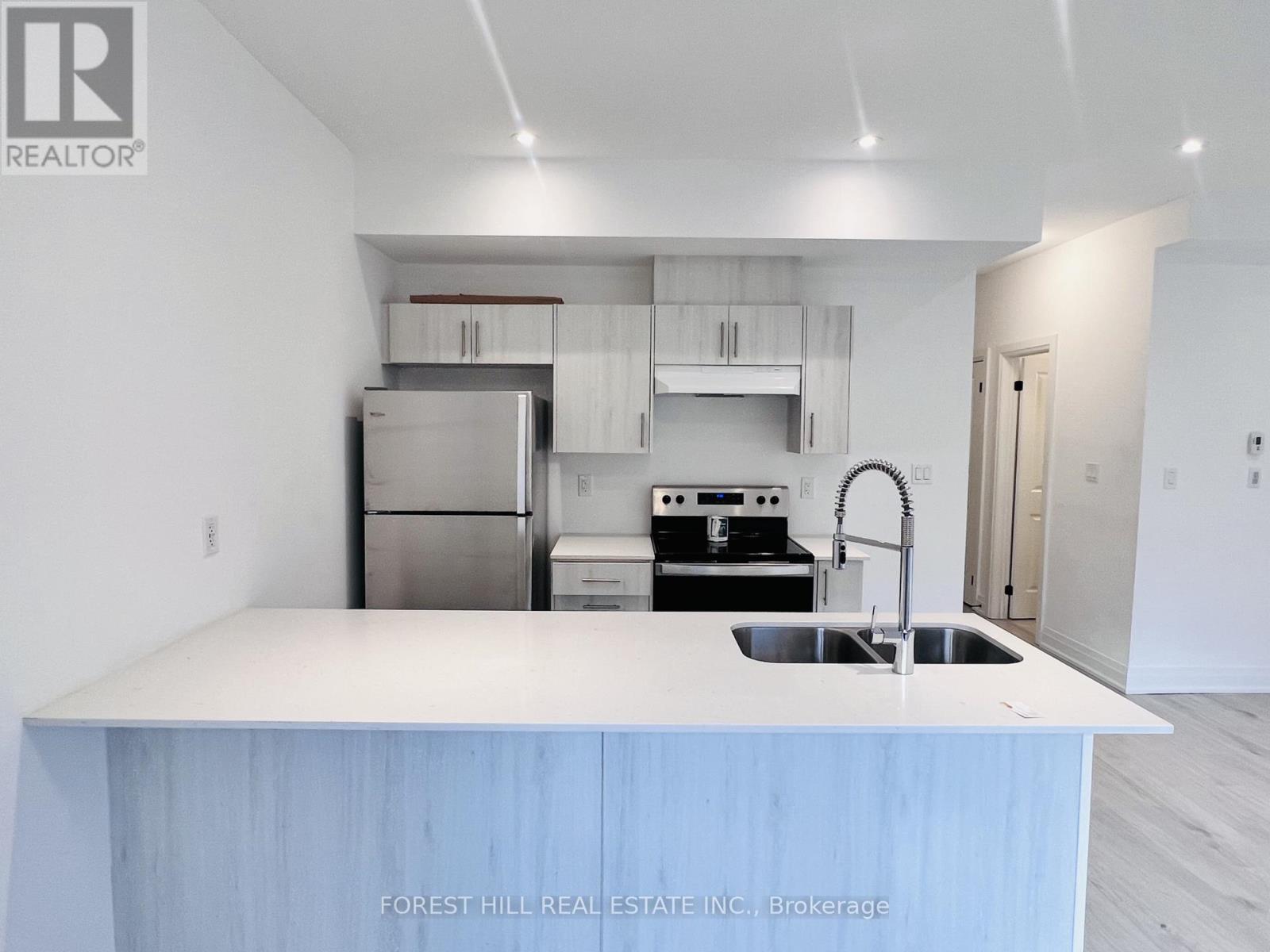 149 Gateland Drive, Barrie, Ontario  L9J 0M5 - Photo 10 - S12846664