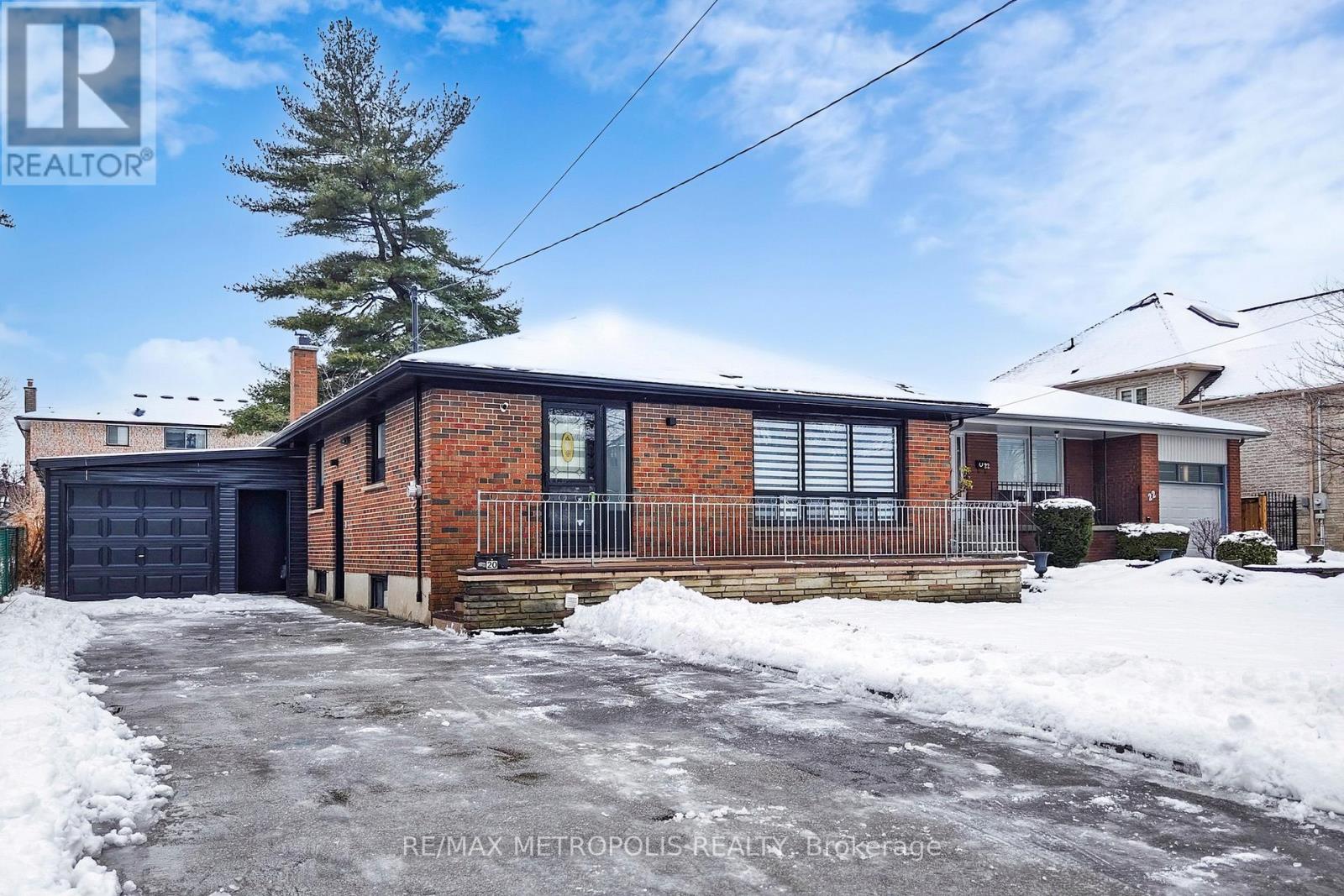 20 Knox Avenue, Toronto, Ontario  M9L 2M3 - Photo 2 - W12846660