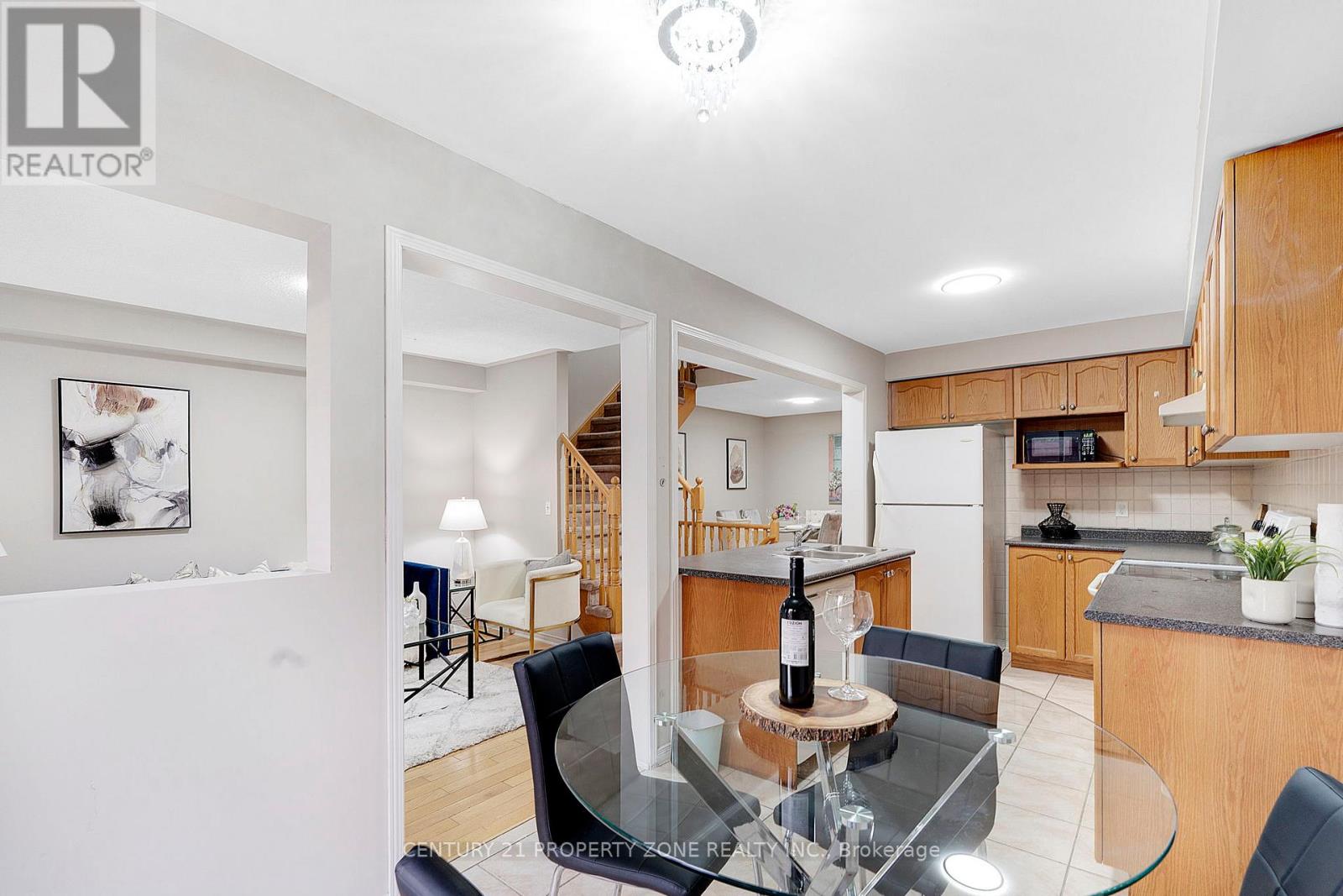 Upper - 42 Mossgrove Crescent, Brampton, Ontario  L7A 3E6 - Photo 15 - W12846662