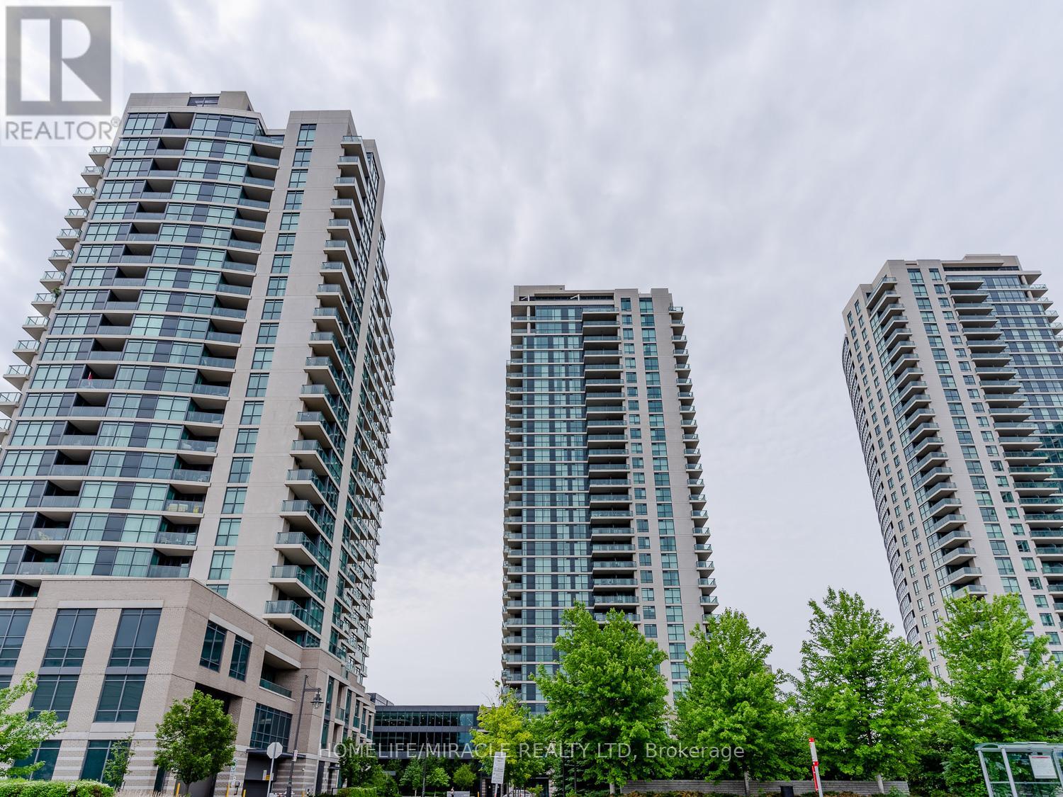 1606 - 215 SHERWAY GARDENS ROAD, Toronto, Ontario