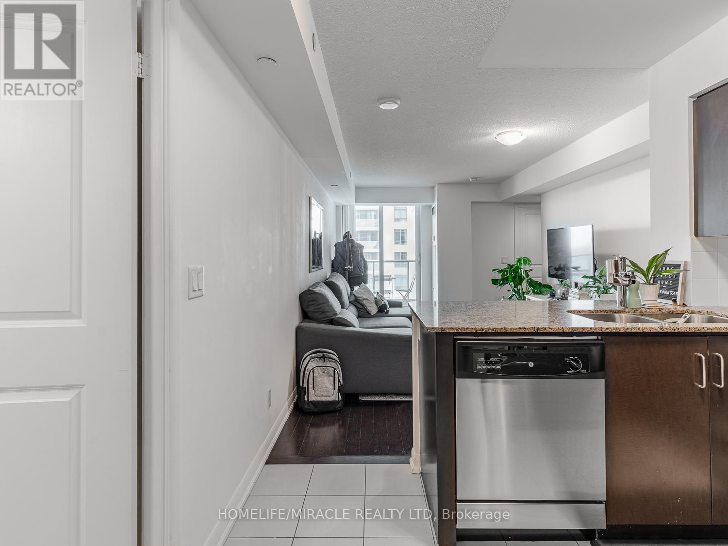 1606 - 215 Sherway Gardens Road, Toronto, Ontario  M9C 0A4 - Photo 10 - W12846676