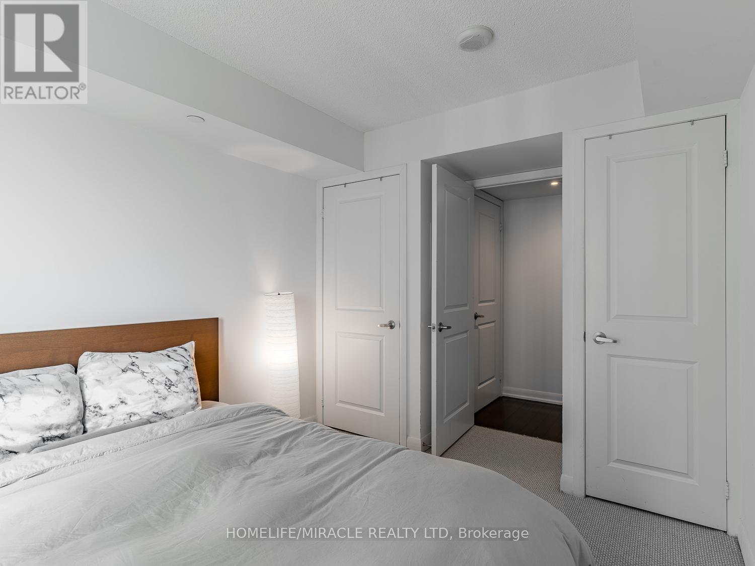 1606 - 215 Sherway Gardens Road, Toronto, Ontario  M9C 0A4 - Photo 19 - W12846676