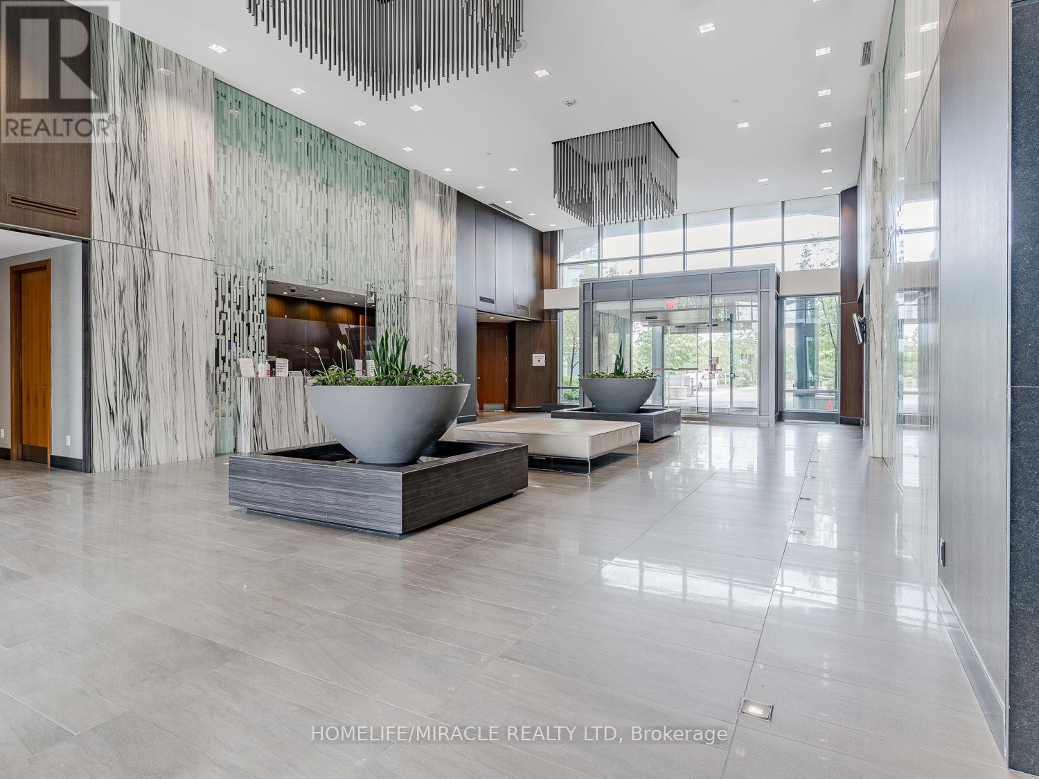 1606 - 215 Sherway Gardens Road, Toronto, Ontario  M9C 0A4 - Photo 4 - W12846676