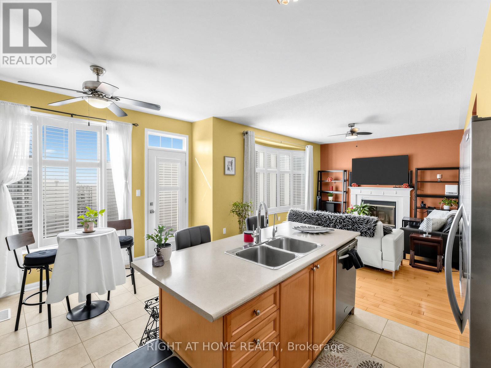 401 Tonelli Lane, Milton, Ontario  L9T 0N4 - Photo 17 - W12846678