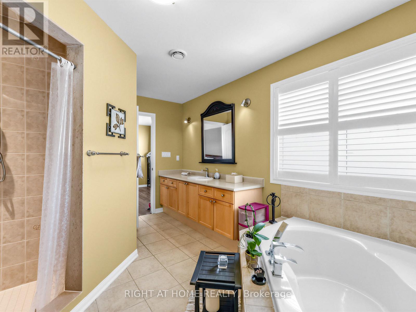 401 Tonelli Lane, Milton, Ontario  L9T 0N4 - Photo 25 - W12846678