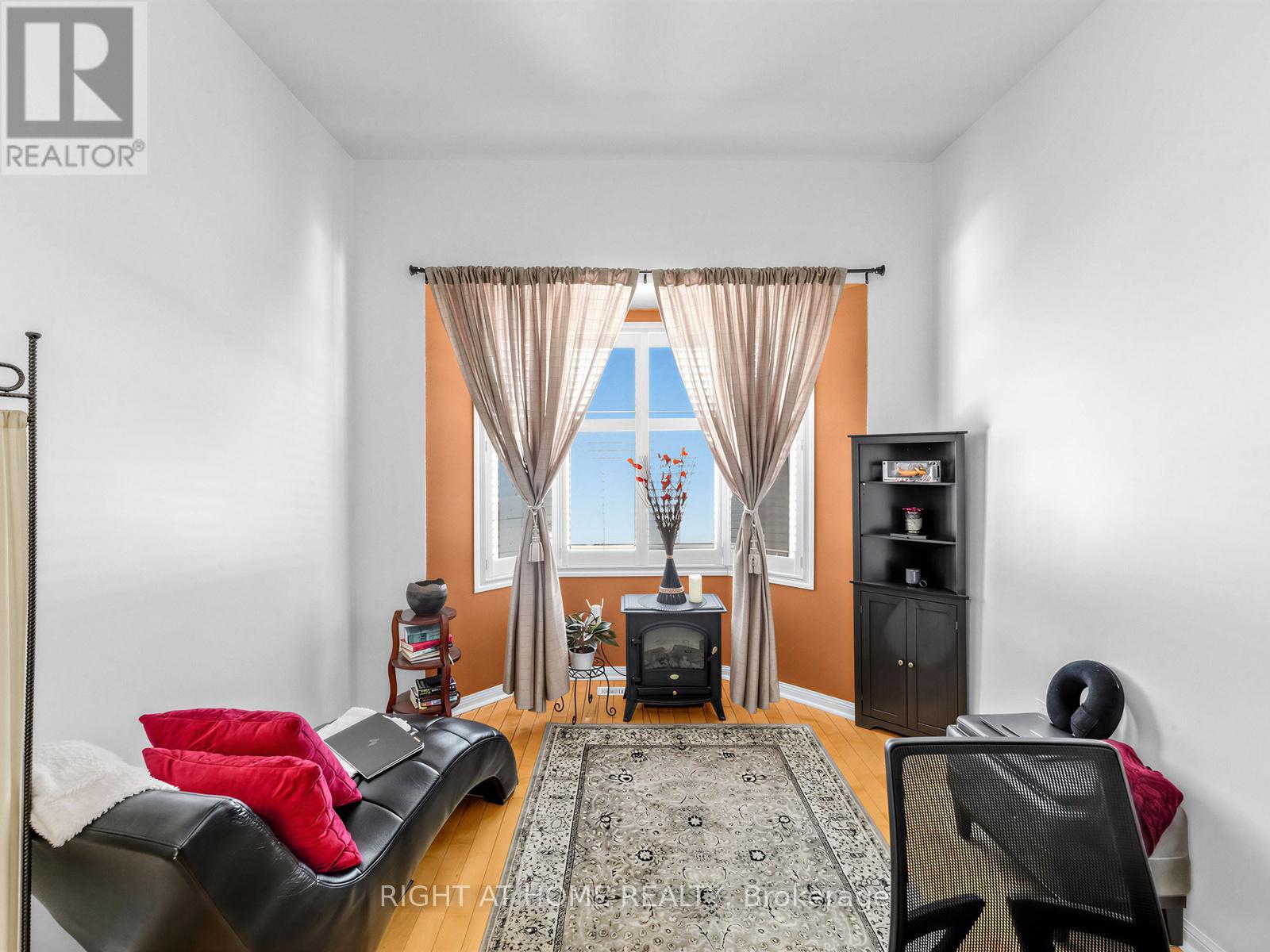 401 Tonelli Lane, Milton, Ontario  L9T 0N4 - Photo 7 - W12846678