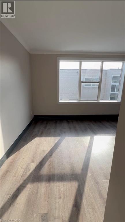 245 Mohawk Road E Unit# 6, Hamilton, Ontario  L9A 2H5 - Photo 3 - 40801545