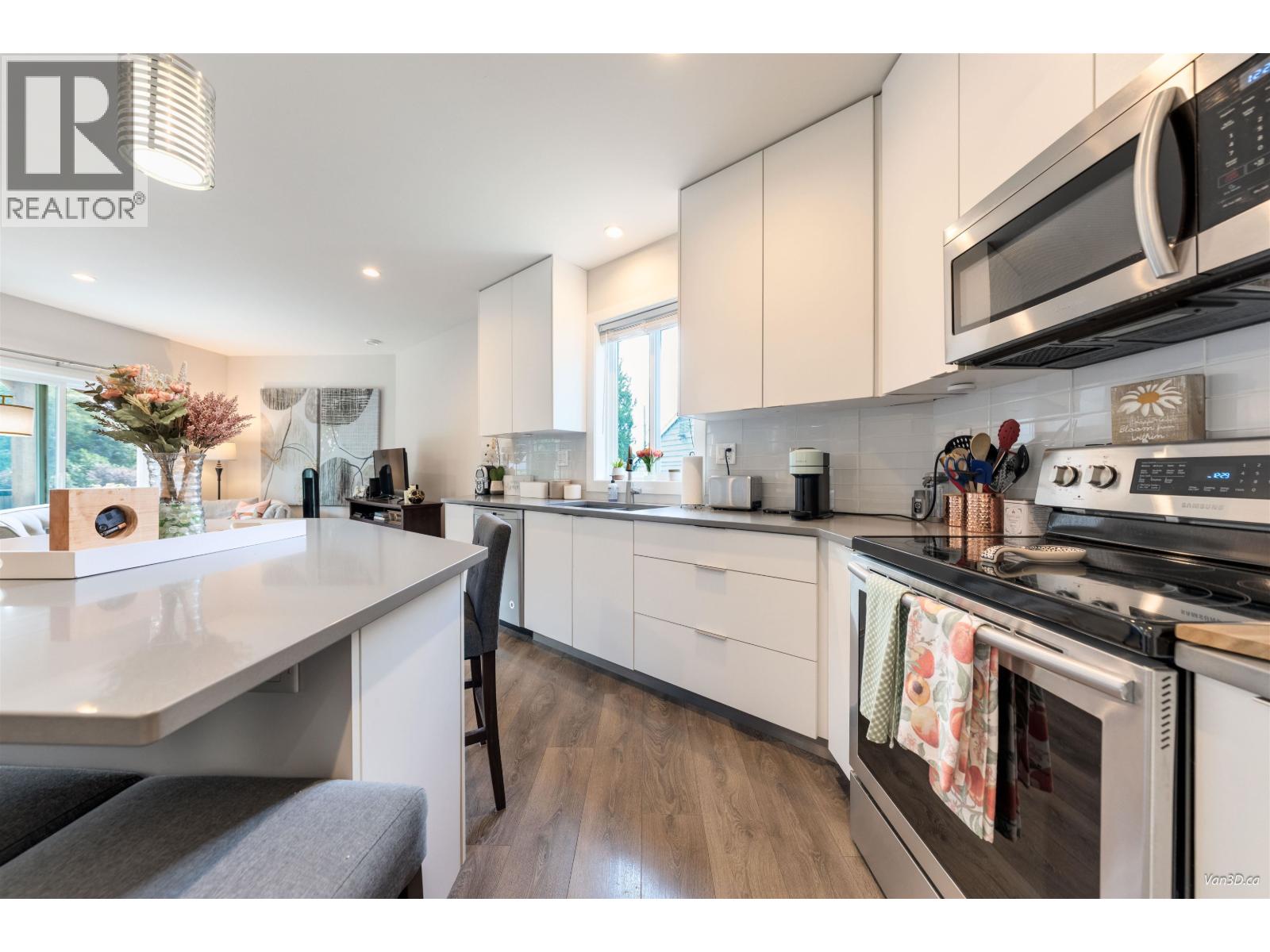 949 Hartford Place, North Vancouver, British Columbia  V7H 2J8 - Photo 28 - R3096217