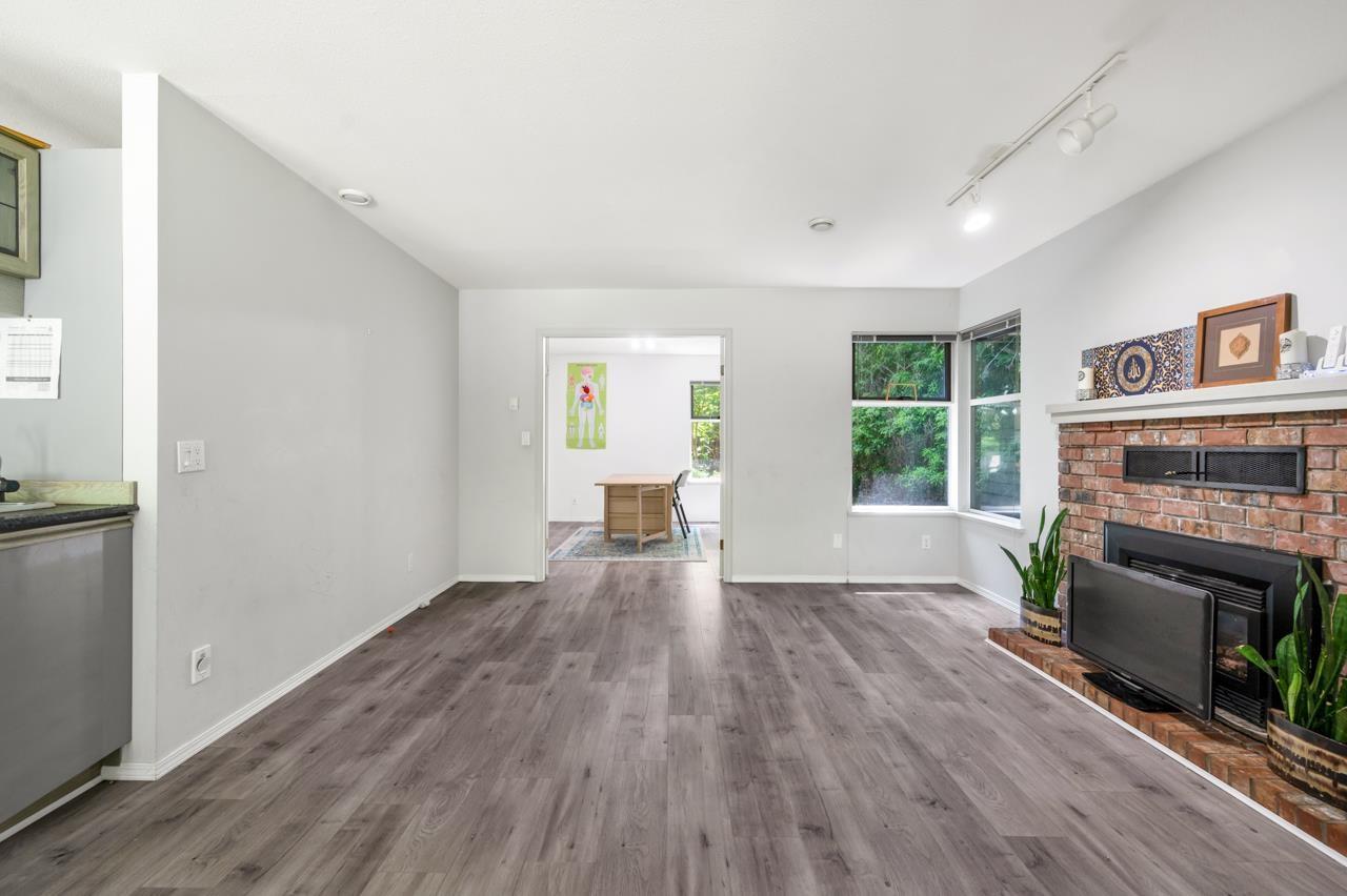 13553 25 Avenue, Surrey, British Columbia  V4P 1Z7 - Photo 6 - R3096131