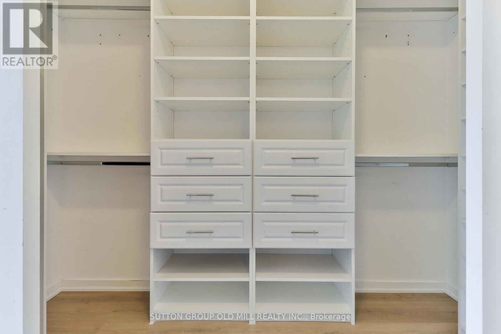 414 - 103 The Queensway Avenue, Toronto, Ontario  M6S 5B3 - Photo 22 - W12846458