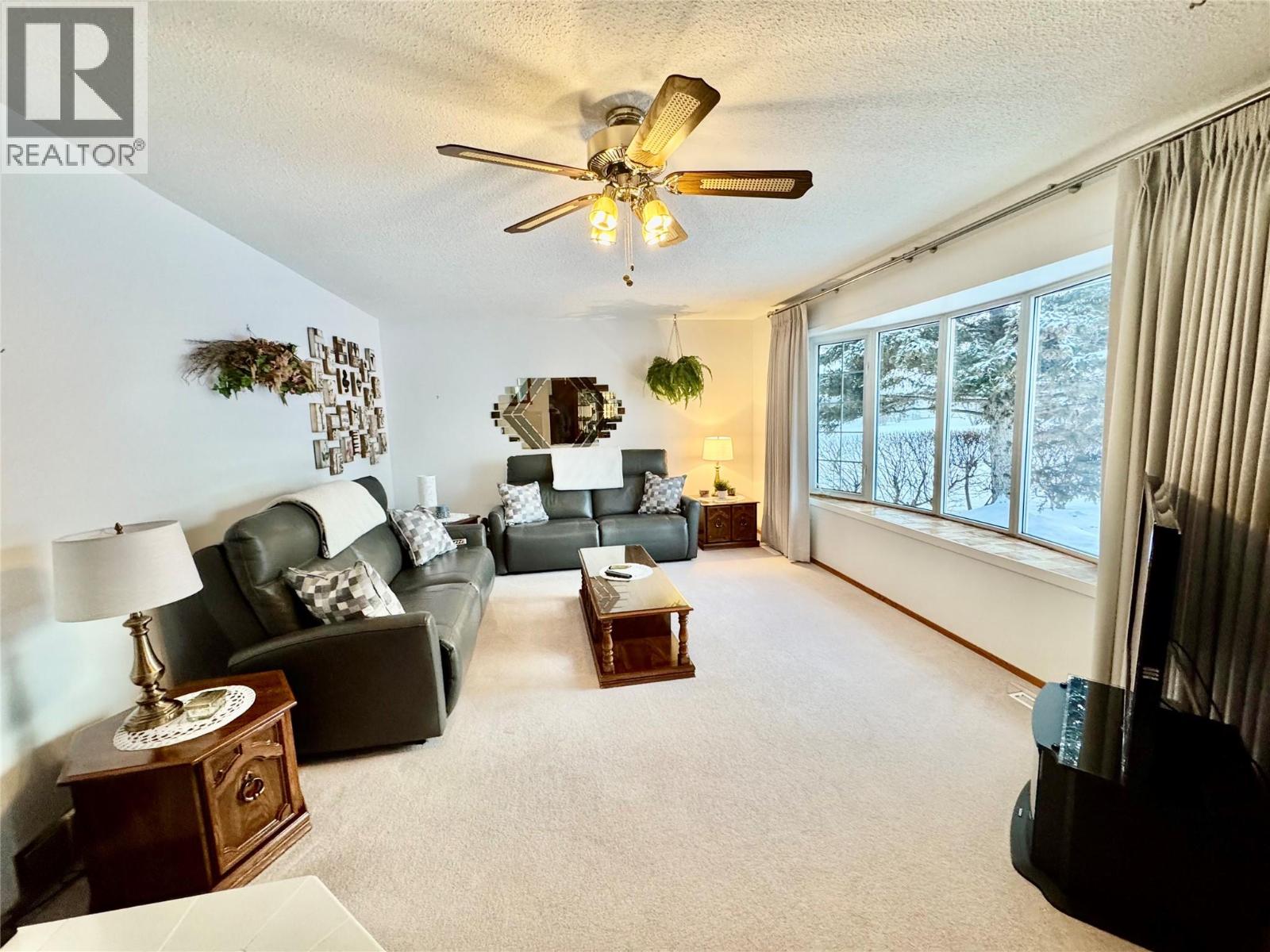 11112 14a Street, Dawson Creek, British Columbia  V1G 3Y7 - Photo 2 - 10378011